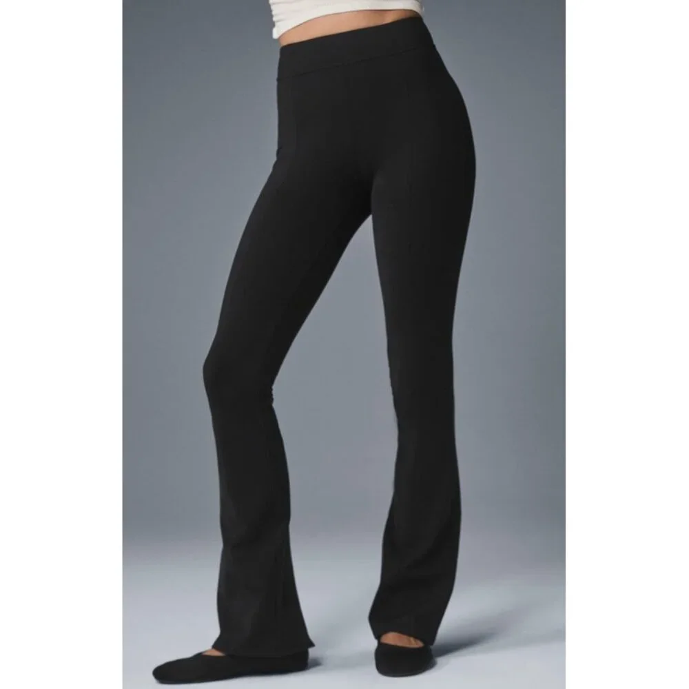 Alo High-Waist Rise Kick-Back Flutter Leggings Black Seamed Back Slit Hem Flare